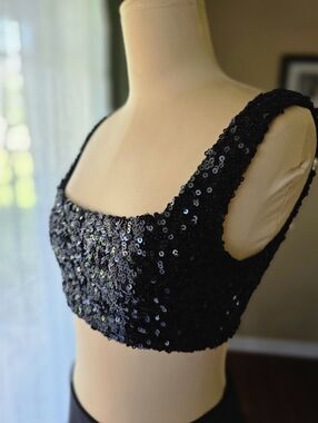 Forever 21 Black Sparkly Sequin Summer Crop Top Women's Small Festival Favorite
